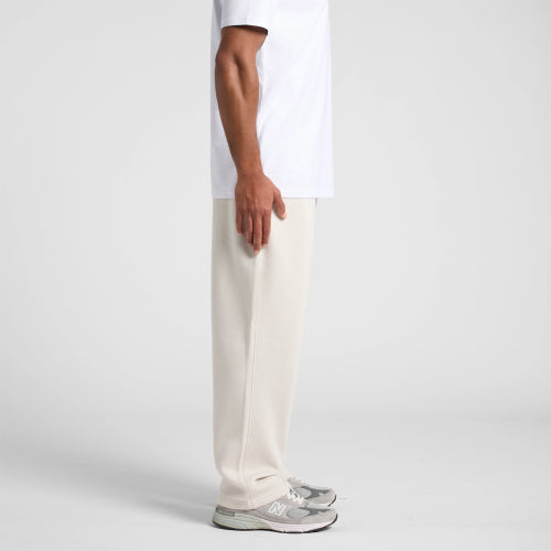 THE RELAXED CUFFLESS TRACKPANTS