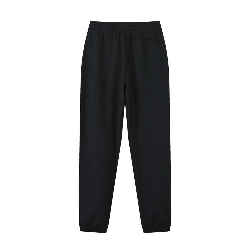 THE JOGGED SWEATPANTS