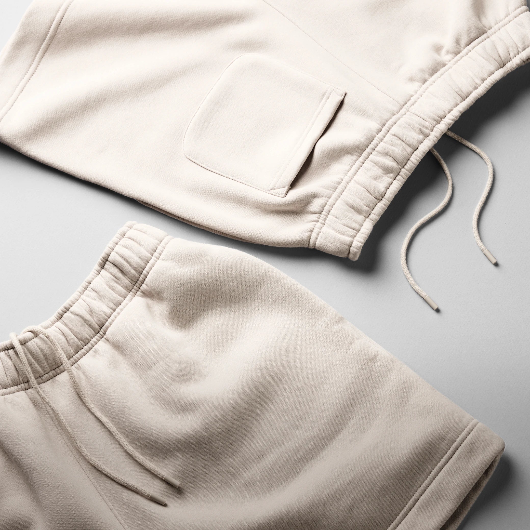 THE RELAX TRACK SHORTS